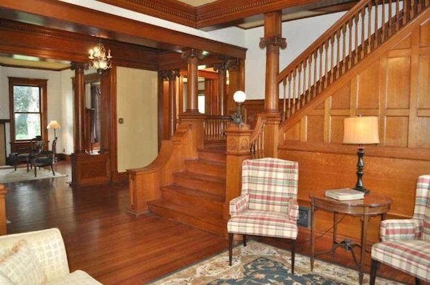 Revival Farmhouse Is 100 Years Old But Still Beautiful Inside And Out Revival Farmhouse Is 100 Years Old But Still Beautiful Inside And Out