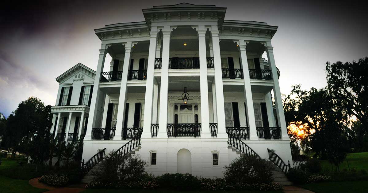 The Midget Mansion: Easily Texas' Most Horrifying Haunted House ...