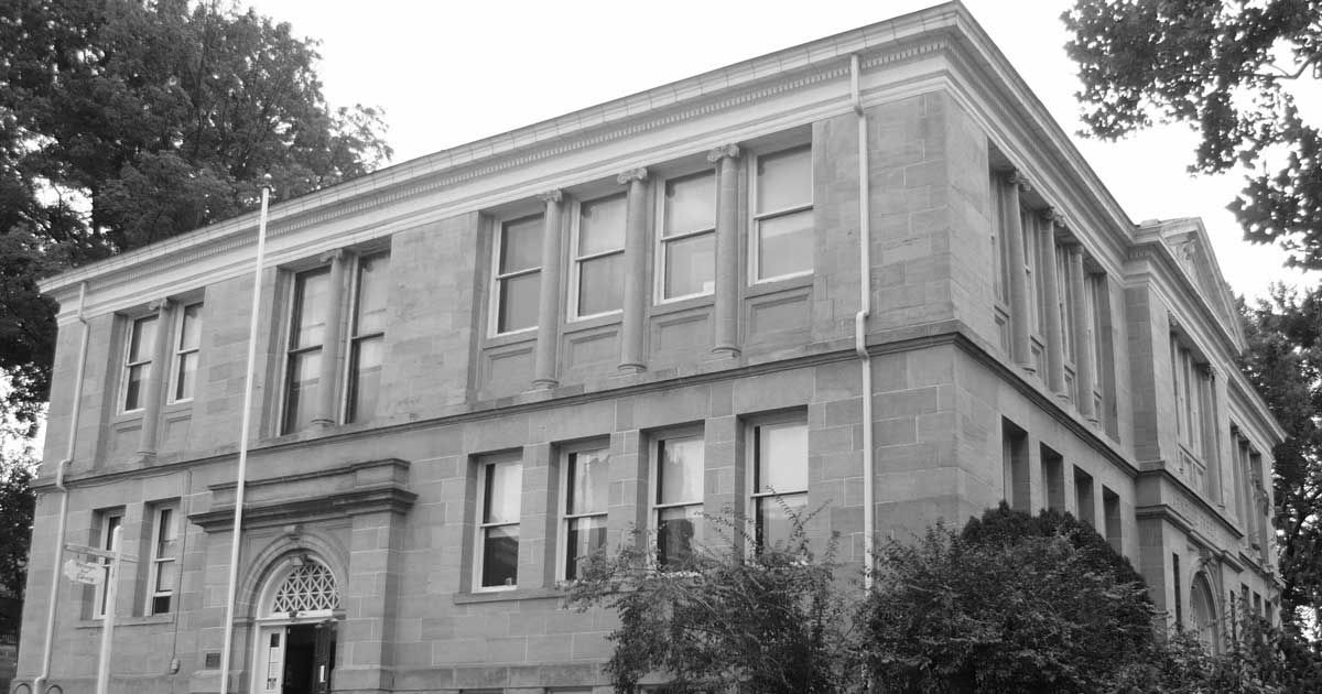 Your Spooky Guide To Petrifying Pennsylvania Places