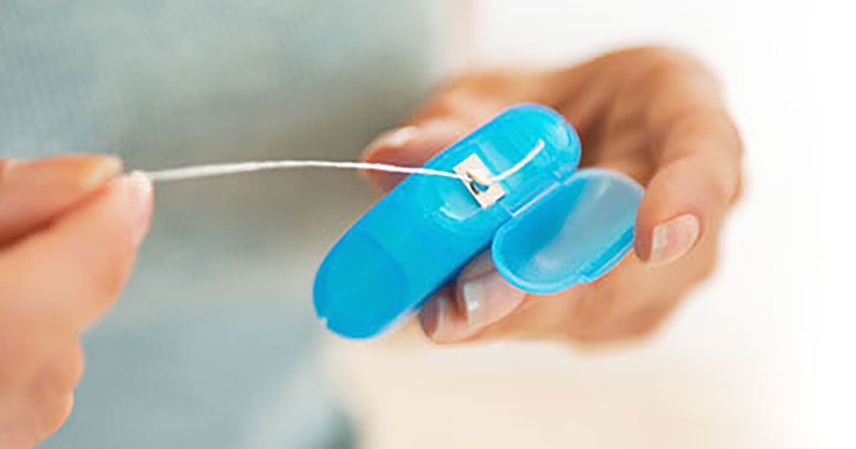 Dental Floss Uses Unusual Hacks That Aren't Just for Cleaning Teeth