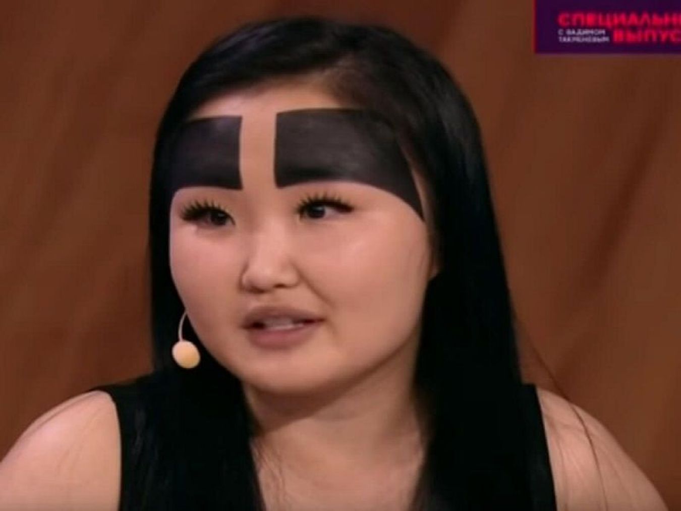 Terrible Eyebrows That Will Positively Enrage Any Makeup Enthusiast