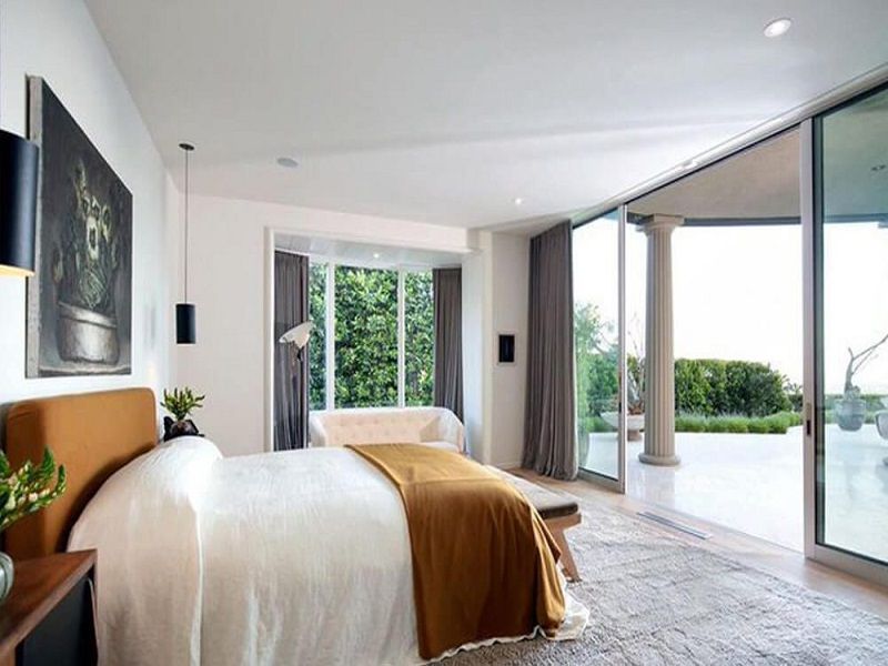 Ellen DeGeneres Mansion