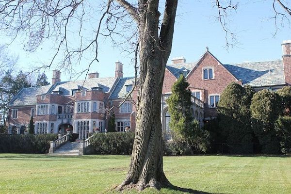 Schweppe Mansion